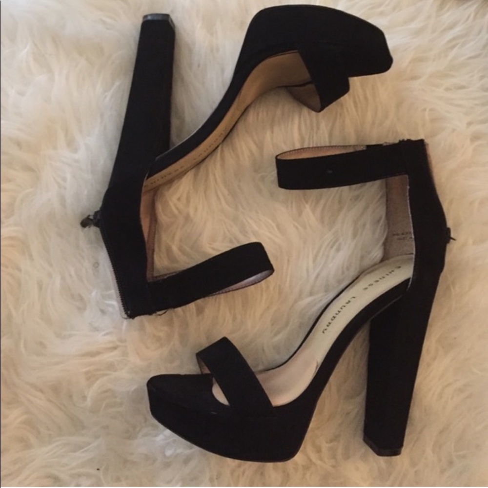 BLACK WEDGE HEELS